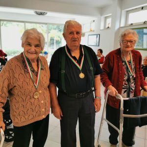 77106961_2518942418376114_2752220145697947648_n